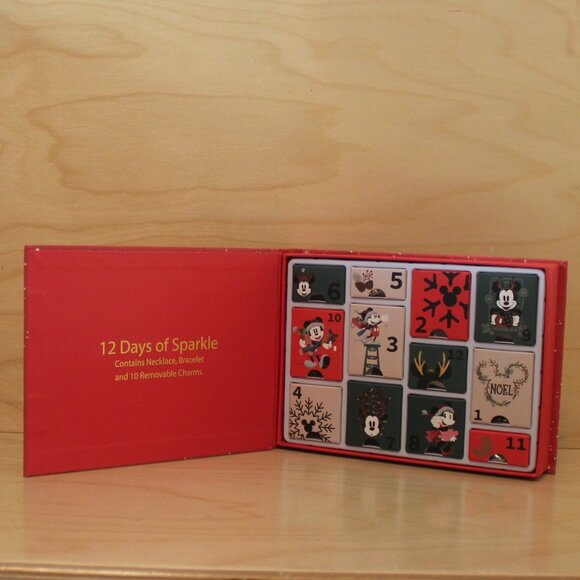 Mickey & Minnie Mouse Jewelry Advent Calendar 12-Piece - Picture 7 of 9